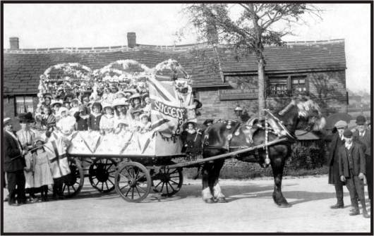 Mirfield Hopton Flower Pot